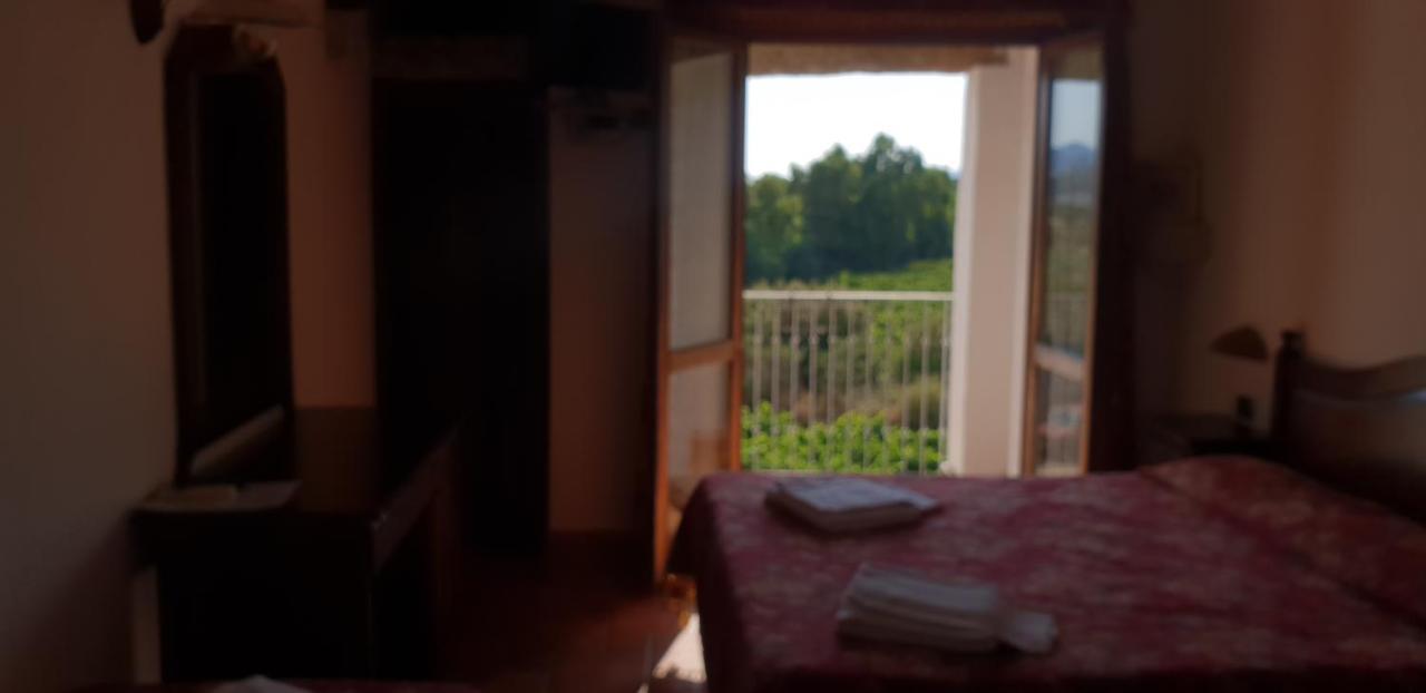 Agriturismo Vermentino Monti Zewnętrze zdjęcie